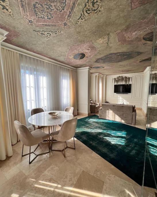 Ab Residences -Cihangir Luxury Antique Apartment Istanbul Eksteriør billede